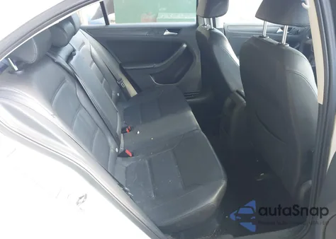 2014 Volkswagen Jetta 1.8T Se from USA, damaged, VIN 3VWD17AJ3EM263082